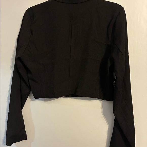NWT HYFVE Cropped Black Jacket - Picture 4 of 10